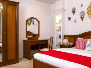 Отель Реавиль