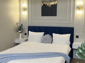 Dizaynerskaya V Tsentre Flat
