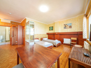 Отель Золотые Пески