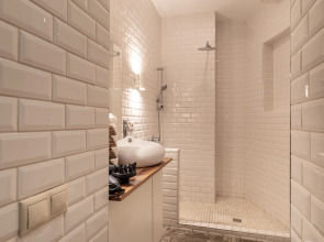 Квартира В Доме Поэтов на Патриарших Прудах