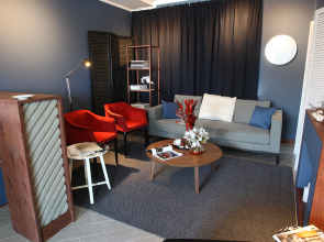 Отель Локация