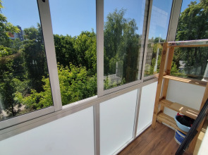 Апартаменты 2-х комнатные апартаменты на Есенина 69