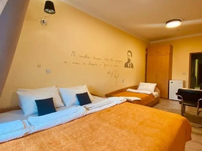 Отель Четвертый Этаж