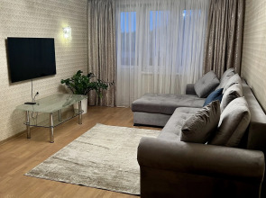 Квартира Большая 4-х комнатная квартира недалеко от центра