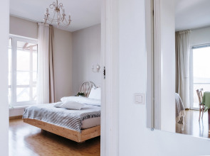 Вилла Дом с Кипарисами