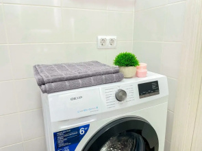 Апартаменты Sunny Days Apartment Оранж Парк 13