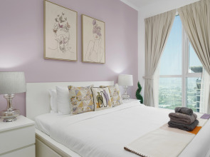 Апартаменты Unique & Stylish High Floor close to Marine Club