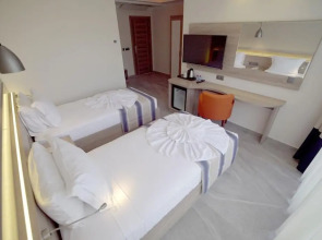 Отель Seyir Village