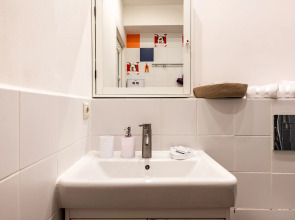 Двухкомнатные Апартаменты Natali у метро Севастопольская