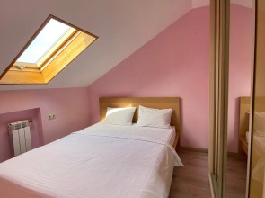 Апартаменты Семейные Двухуровневые Айсберг