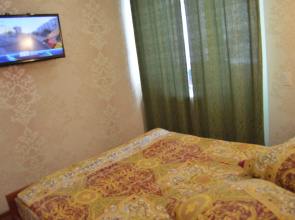 Uyut Flat 3