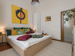 Квартира GM Apartments Стильная Трехкомнатная на Бульварном кольце