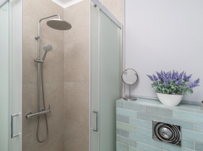 Апартаменты Улучшенные Тут Живут Парк и Стадион