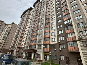 Апартаменты Истоман 2+2 в спальном микрорайоне