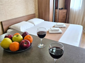 709 v 100 metrah ot morya Flat