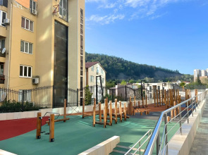 Квартира с бассейном на территории МореСолнцеАпарт