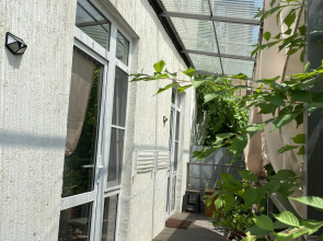 Гостевой Дом Под Виноградом