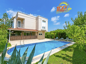 Paradise Town Villa Royal Hotel