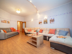 Апартаменты Радищева 12 трехкомнатная