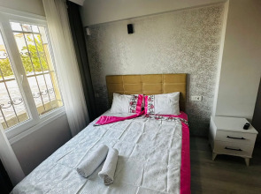 Отель Airport Black Sea Hotel & Restaurant