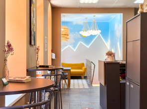 Капсульный отель Оранжевое Небо