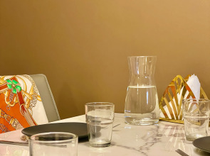 Апартаменты 2 спальни с видом на озеро в шаге от моря