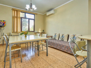 Отель Ахимса