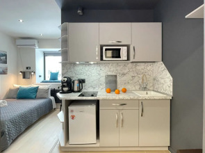 Апартаменты Медовый переулок 5