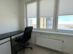 Апартаменты Элитные на берегу реки Тура с видом на Мост Влюбленных