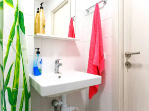 Квартира Студия возле метро Озерная