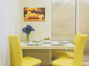 Квартира GM Apartments Стильная Трехкомнатная в центре рядом с МХАТ