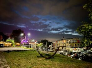 Кемпинг Яхт-клуб Фрегат