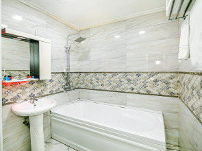 Отель Maris Baku