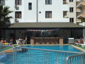 Апарт-Отель Tuntas Suites Altinkum