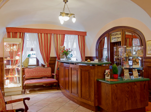 Regent Hotel