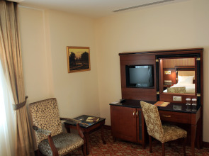 Отель Атропат