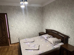 Dvukhkomnatnaya Kvartira V Tsentre Afona Flat