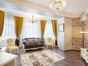 Отель Кристэлла