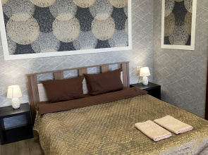 Dubki S Dzhakuzi Shestimestnye S 4 Krovatyami Apartments