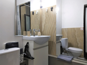 Квартира в центре с собственным двориком