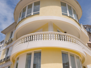 Sanrajz Guest House