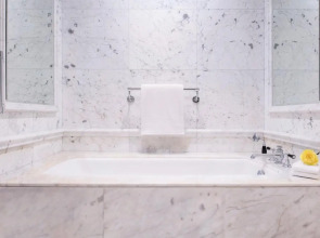 The Ritz-Carlton, Doha