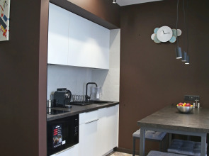 Апартаменты Малевич - мята, лаванда и горький шоколад в интерьере