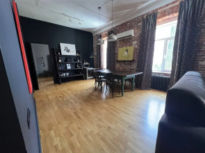 Апартаменты 3-х комнатные апартаменты в стиле лофт в самом центре