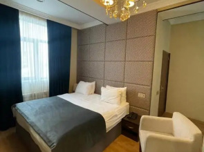 Отель Grand Mirror