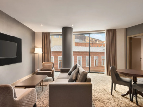 Отель Wyndham Grand Tbilisi