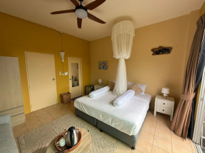 Alura Guesthouse Kata Beach