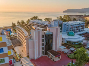 Lims Bona Dea Beach Hotel – All Inclusive