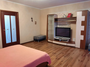 Квартира в деловом центре Тюмени на 50 лет Октября