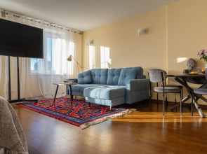 Квартира с балконом на Новослободской